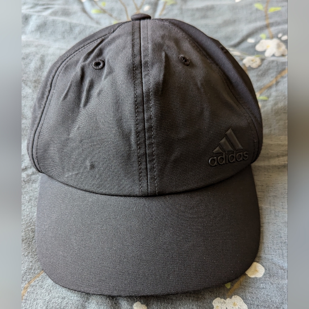 Adidas baseball cap black - one size.